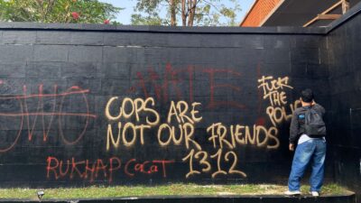 Aksi Mahasiswa Tolak RUU KUHAP Diwarnai Vandalisme, Aktivis: Jangan Rusak Wajah Demokrasi demi Sensasi