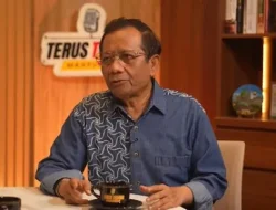 Mahfud MD Serukan Sabar: Pendemo Bukan Musuh, Aparat Brimob yang Lindas Massa Juga Hadapi Situasi Sulit