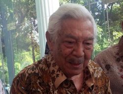 Mantan Kapolri Awaloedin Ingatkan Polri Tentang Sejarah dan Fungsi Nasional