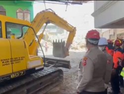 Semangat Samapta dan SAR Tak Padam di Tengah Reruntuhan Al Khoziny