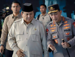 Prabowo Sampaikan Rasa Bangga kepada Kapolri Listyo Sigit atas Pengabdiannya